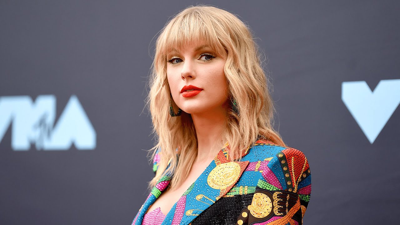 Taylor Swift’s new album ‘Evermore’ surges on iTunes charts