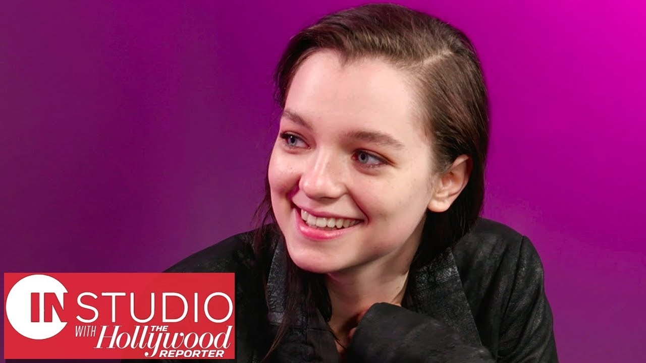‘Hanna’ Star Esme Creed-Miles Talks Saoirse Ronan’s Original Portrayal, Season 1 & More | In Studio